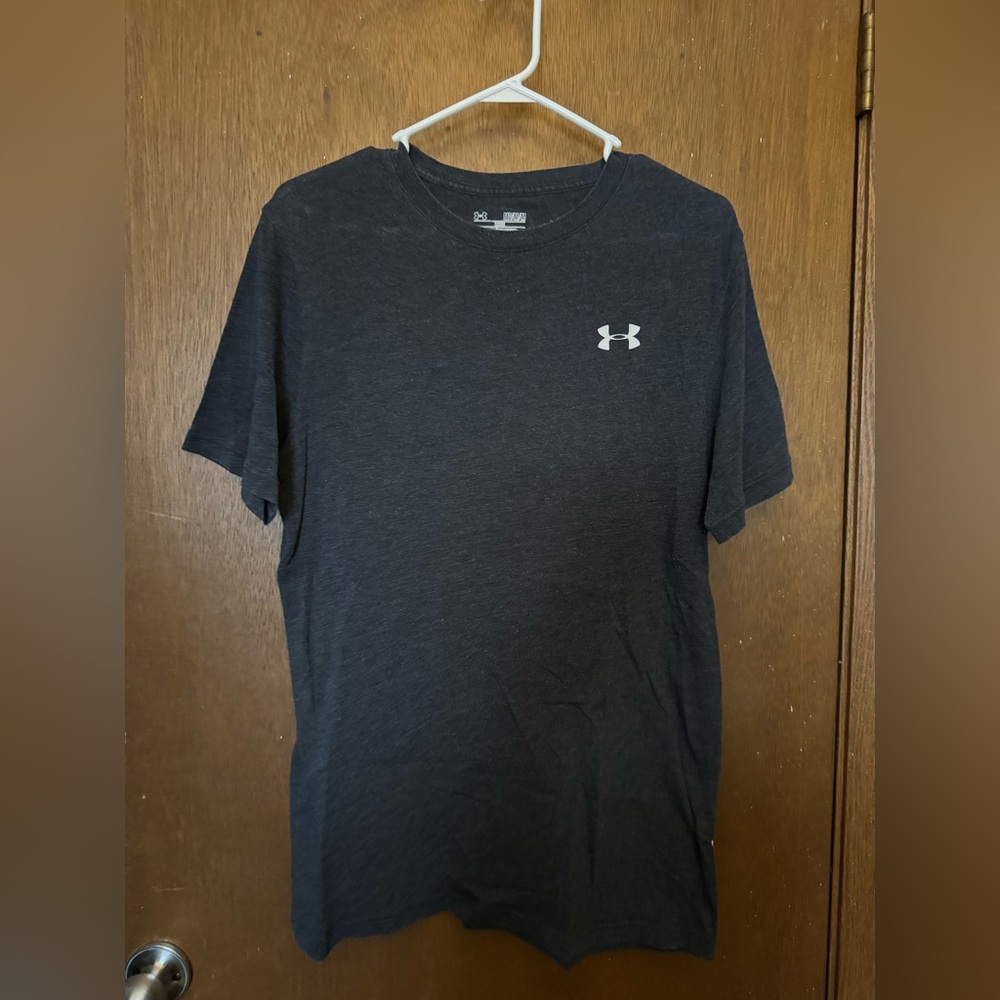 Men’s loose fit tee by The North Face